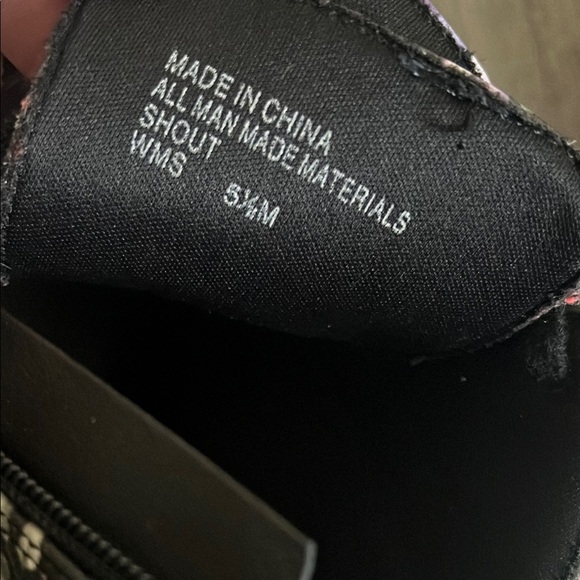 Report Black and Purple Floral Combat Boots with Lace-Up Design 5.5m - Picture 8 of 9